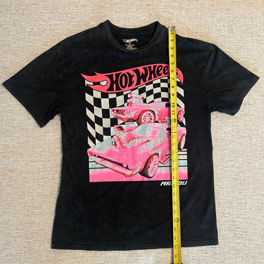 Hot Wheels Black T-Shirt - Picture 8 of 8
